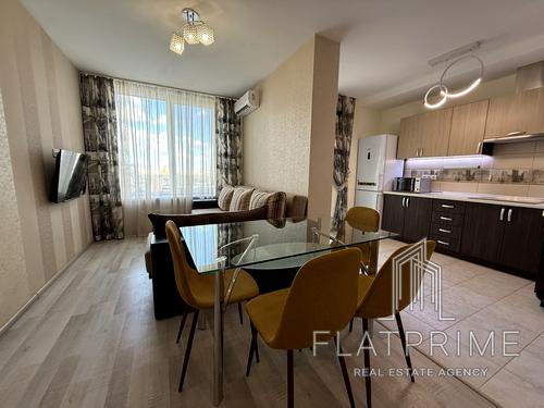 квартира за адресою Богатирська вул., 6-А