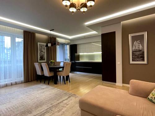 квартира за адресою Угорська вул., 12