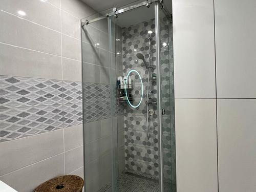 квартира за адресою Зарічна вул., 6