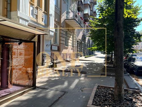 квартира за адресою Заньковецької вул., 7