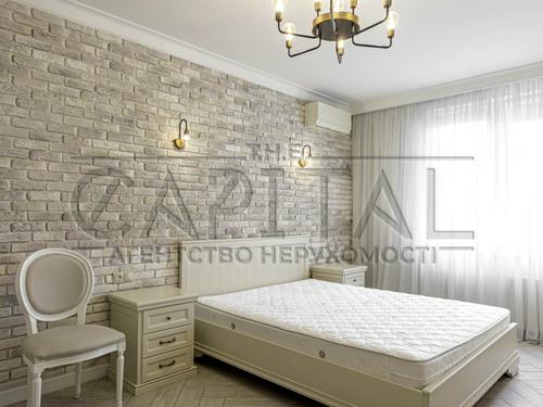 квартира за адресою В'ячеслава Чорновола вул., 27