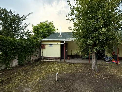 будинок за адресою с. Рожни, садове товариство, 25