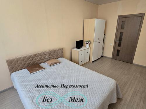 квартира за адресою Братська вул., 12