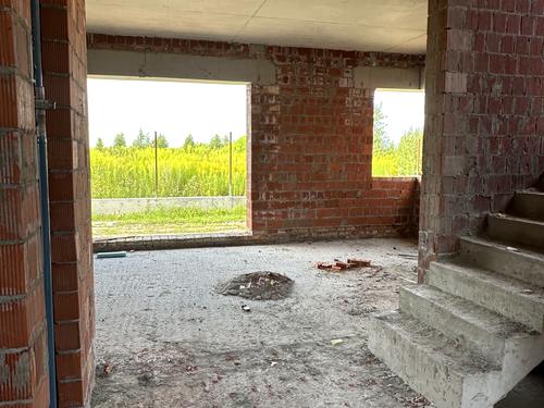 дом по адресу с. Зубра, Петра Дорошенка