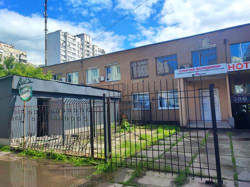 комерційна за адресою Архітектора Вербицького вул., 32