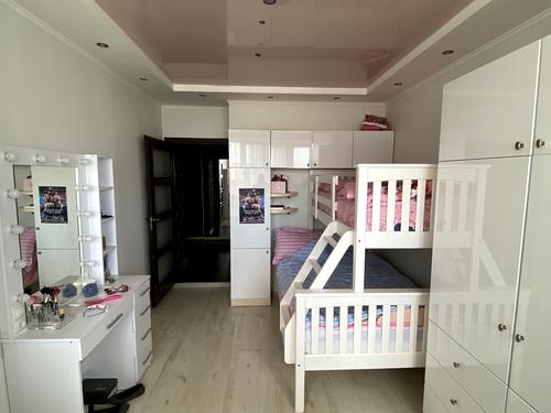 квартира за адресою Академіка Сахарова вул., 36