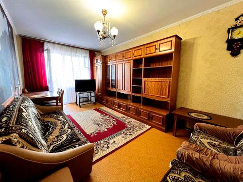 квартира за адресою В'ячеслава Чорновола вул., 15
