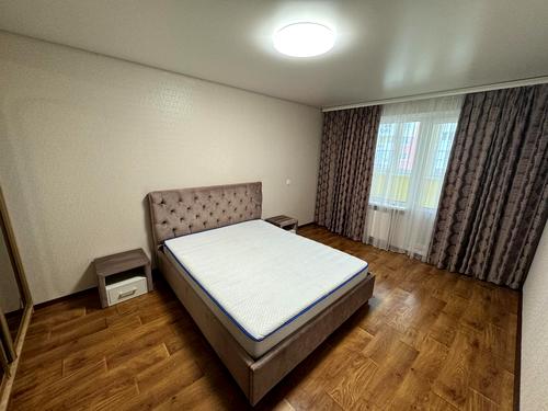 квартира за адресою Сергія Данченка вул., 1