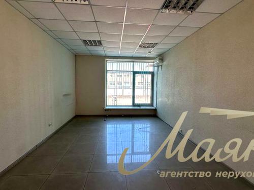 комерційна за адресою Новокостянтинівська вул., 1-В