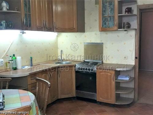 квартира по адресу Ревуцкого ул., 42-Б