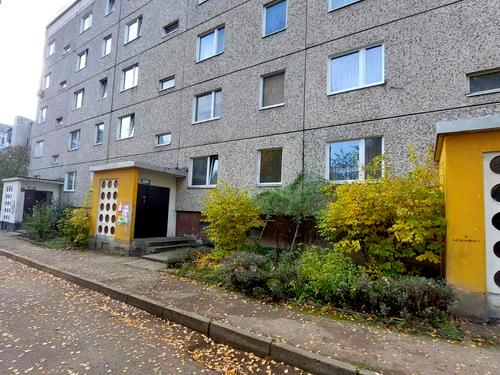 квартира за адресою Тролейбусна вул., 8