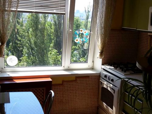 квартира за адресою Приозерна вул., 12