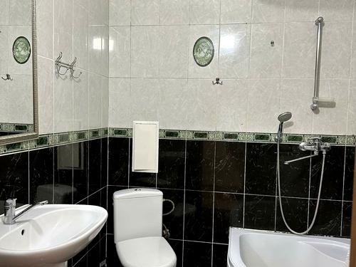 квартира за адресою Тичини, 2