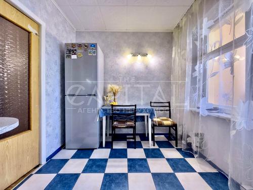 квартира за адресою Драгоманова вул., 3