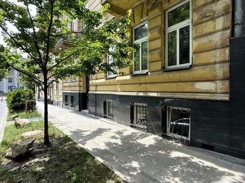коммерческая по адресу Черниговская ул., 34