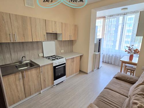 квартира за адресою Братська вул., 12