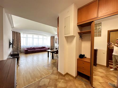 квартира по адресу Кловский спуск, 5