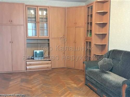 квартира по адресу Ревуцкого ул., 42-Б
