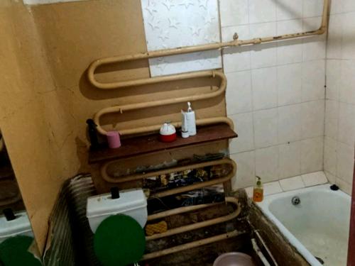 дом по адресу Воздвиженский спуск (Ватутіна)