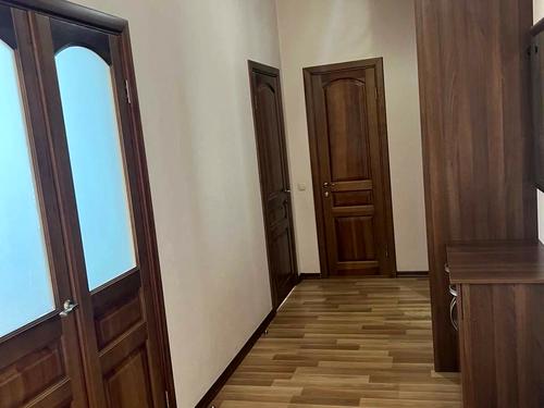 квартира за адресою Гната Хоткевича вул. (Червоногвардійська), 10