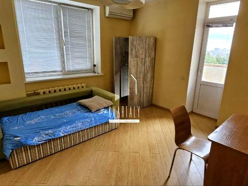 квартира за адресою Миколи Амосова вул., 4