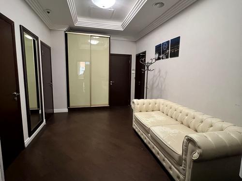 комерційна за адресою Євгена Коновальця вул. (Щорса), 44Б