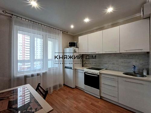 квартира за адресою Бориса Гмирі вул., 16а