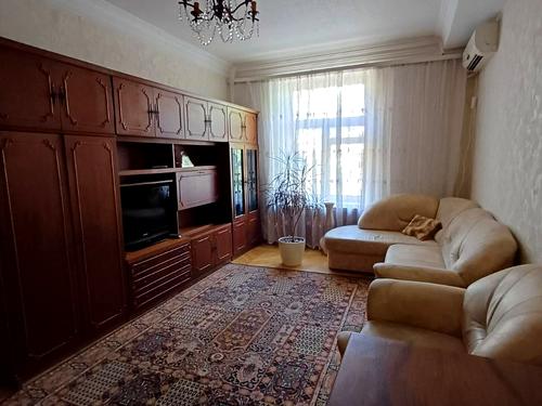 квартира за адресою Дмитра Яворницького просп. (Карла Маркса), 109