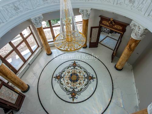 дом по адресу Киев, Редутная ул., 37