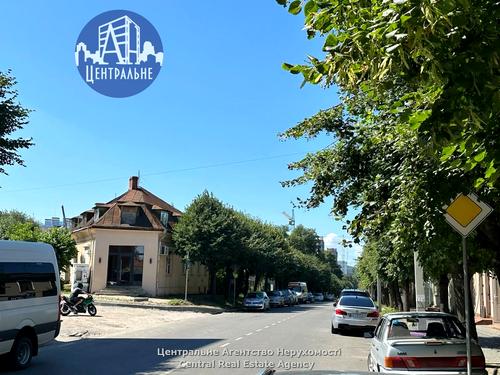 комерційна за адресою Марка Черемшини вул., 2