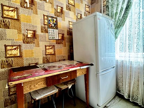 квартира за адресою Космонавтів вул., 4