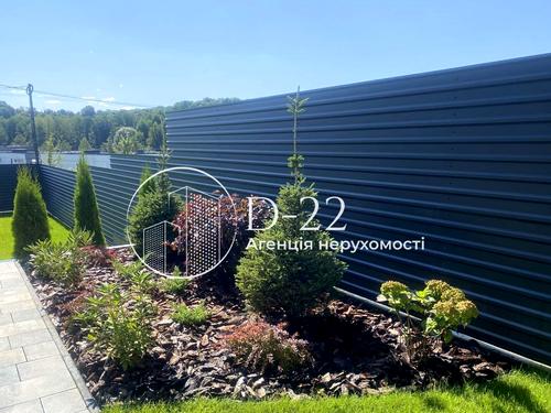 будинок за адресою вишнева, 1