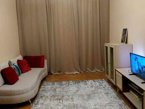 квартира за адресою Пантелеймона Куліша вул., 1
