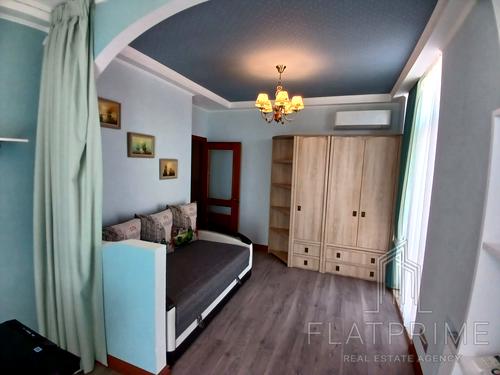 квартира за адресою Регенераторна вул., 4 к17