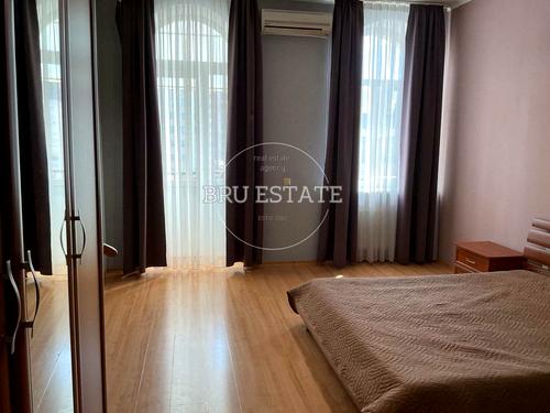 квартира за адресою Саксаганського вул., 32