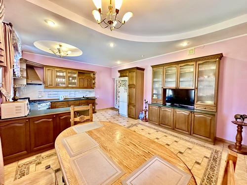 дом по адресу Квітки Цісик ул. (Гамарника), 81