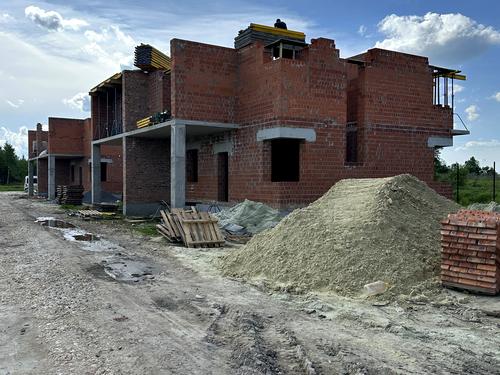 будинок за адресою с. Зубра, Петра Дорошенка