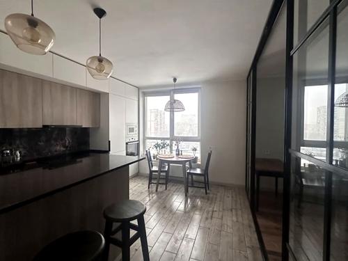 квартира за адресою Европейского союза, 41