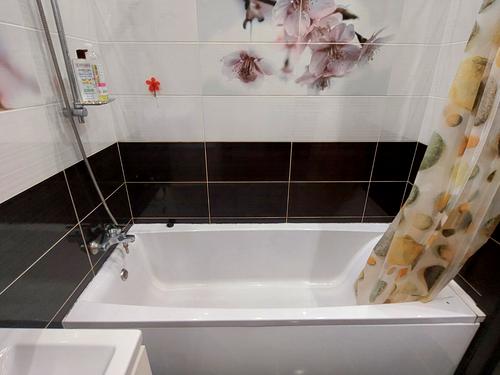 квартира по адресу Космонавтов ул., 128д