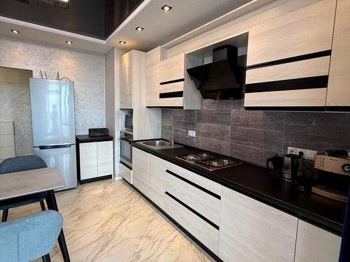квартира по адресу Червоной Калины просп., 35в
