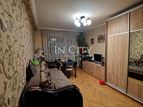 квартира за адресою Дегтярівська вул., 15