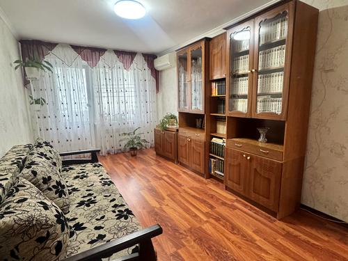 квартира за адресою Космонавта Поповича вул. (Космонавта Волкова), 12-А