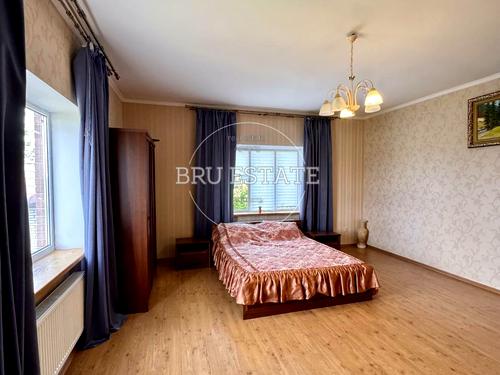 будинок за адресою Курчатова, 27
