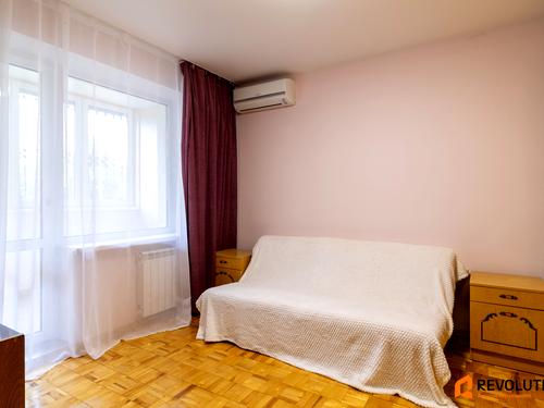 квартира за адресою Миколи Закревського вул., 13