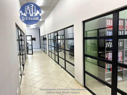 комерційна за адресою Нагірна вул., 7