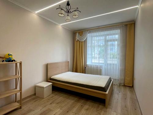 квартира по адресу Черкасская ул., 4