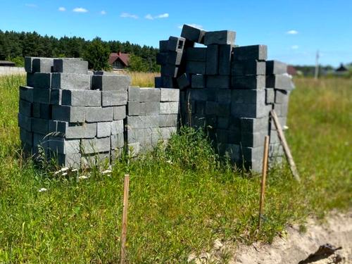 будинок за адресою 1 Грудня вул.