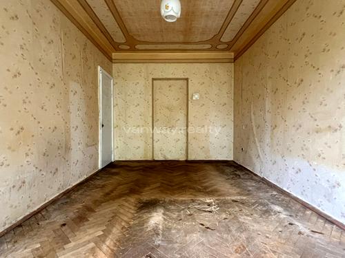 квартира за адресою Академіка Вернадського бульв., 85