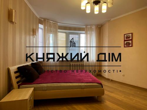 квартира за адресою Науки просп., 62-А