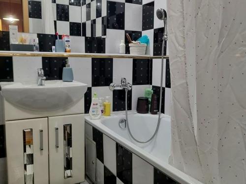 квартира по адресу Ревуцкого ул., 18-А